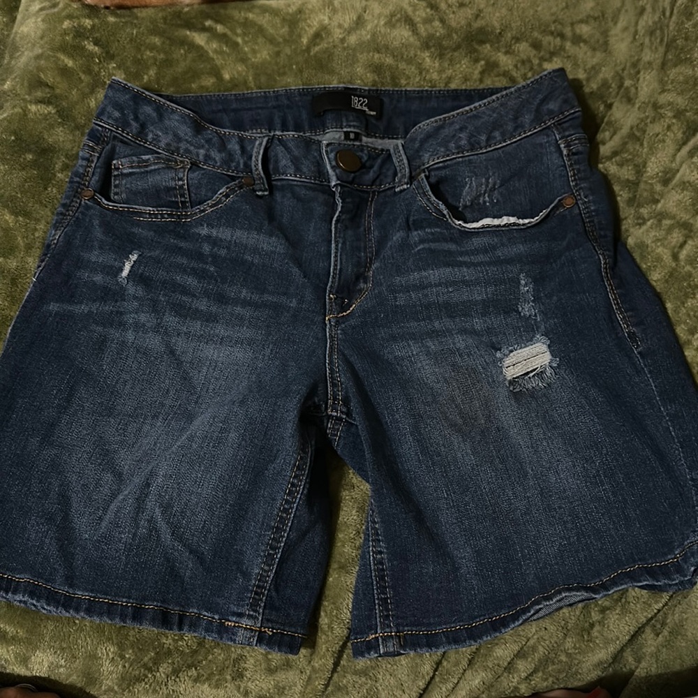 1822 Brand Bermuda Shorts size 10